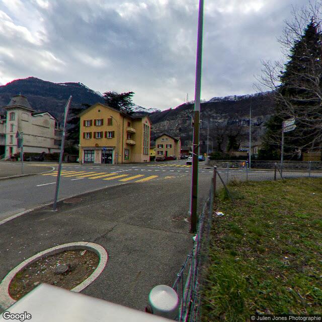 Aire de repos Saint-Maurice, Suisse, direction Martigny. — Saint-Maurice