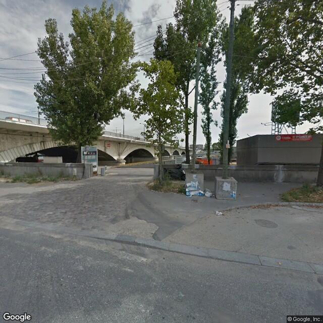 Sous pont National — Paris