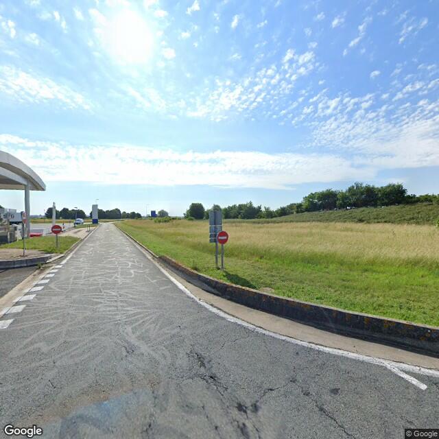 Aire d'auzay — Villiers-en-Plaine