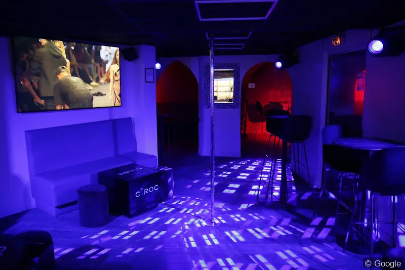 Le Pandora club — Paris