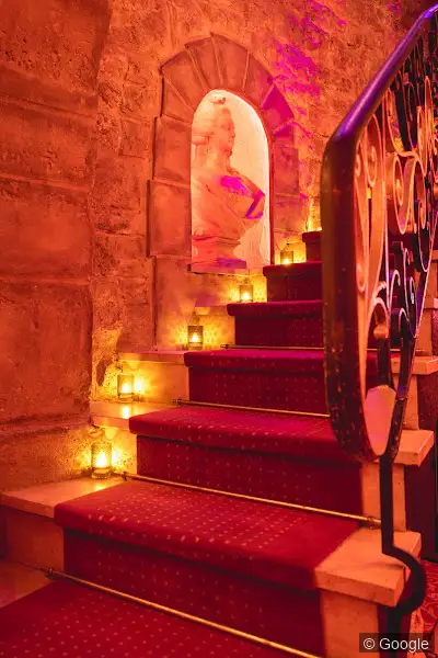 Taken-Club — Paris
